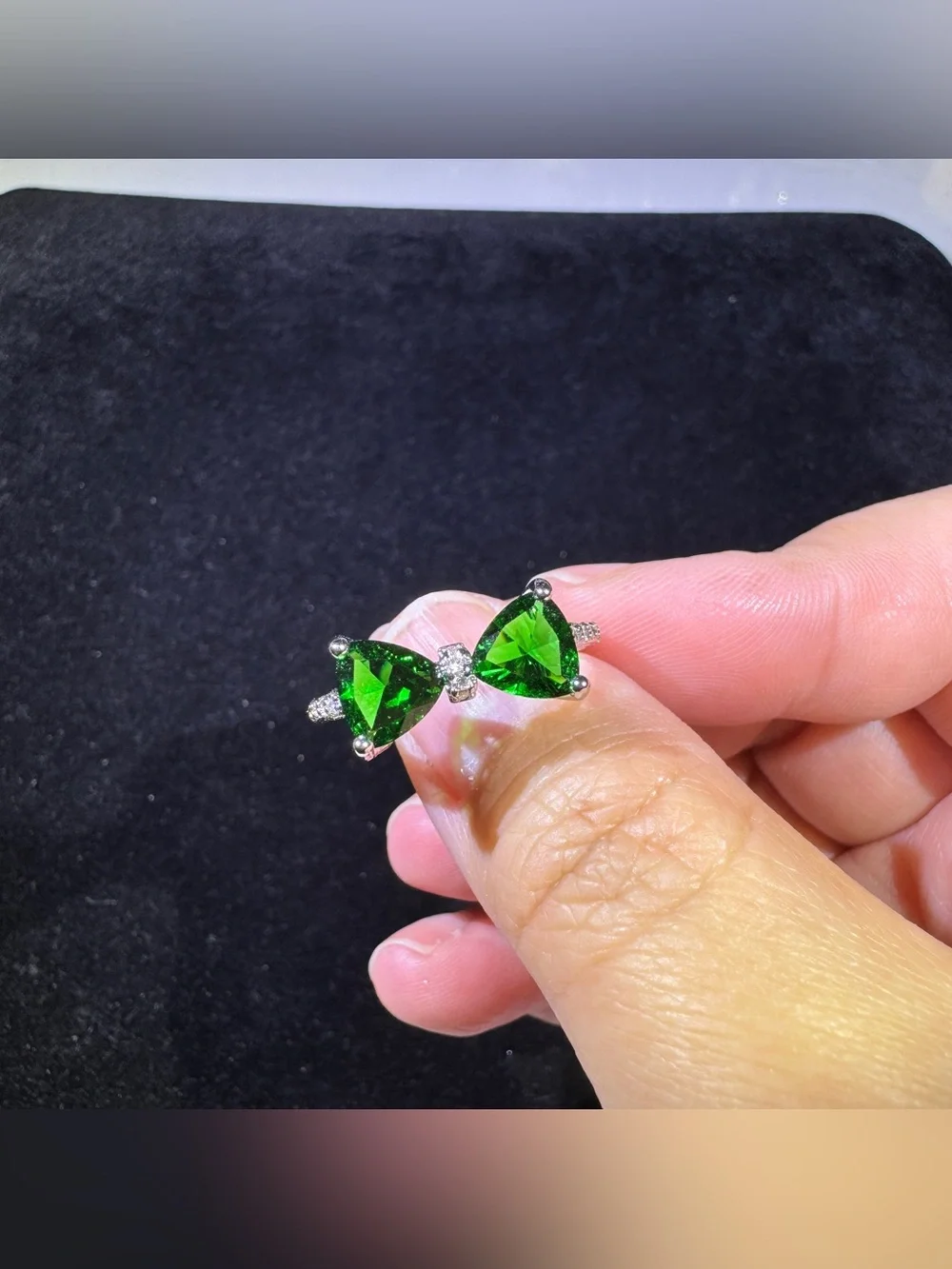 Green Gem Bow Ring - Sparkling Emerald-Tone Stones- adjustable in size
